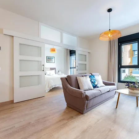 Apartment Malagasuite Comfortable