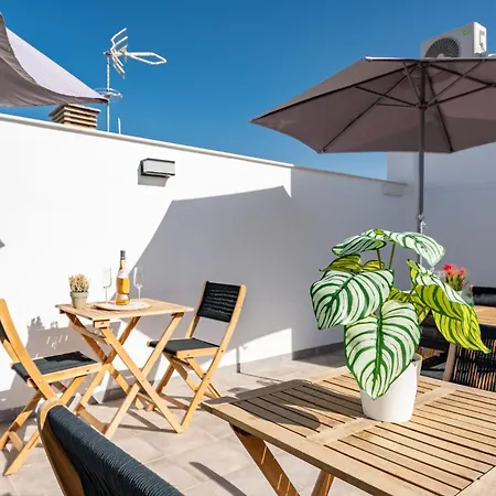 Malagasuite Comfortable Apartment Malaga